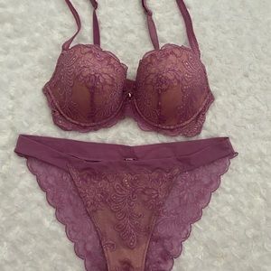 Le Mystere Sophia Mulberry Lace Bra & Panty Set